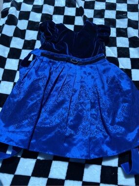 Size 4t? Blue dress